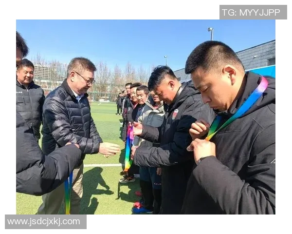 南京足球队在联合会杯中的默契配合与战术分析展现实力与团队精神