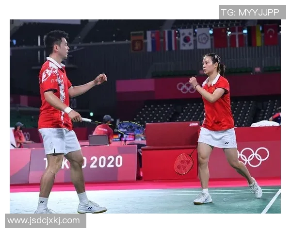 成都与上海羽毛球队赛后技术分析与战术复盘探讨