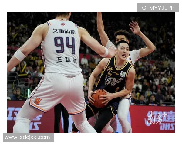 CBA精彩对决回放广东队与上海队全场比赛精彩瞬间回顾